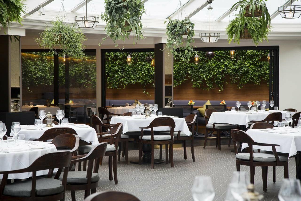 Millennium Hotel And Conference Centre Gloucester London Exterior photo The restaurant's interior